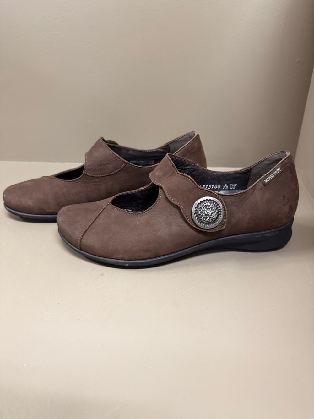 Mephisto ‘Air Jet’ Brown Nubuck Mary Jane Casual Flats with Decorative Button